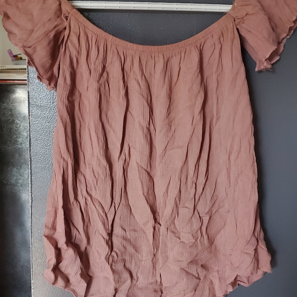 Pink top - Picture 2 of 3